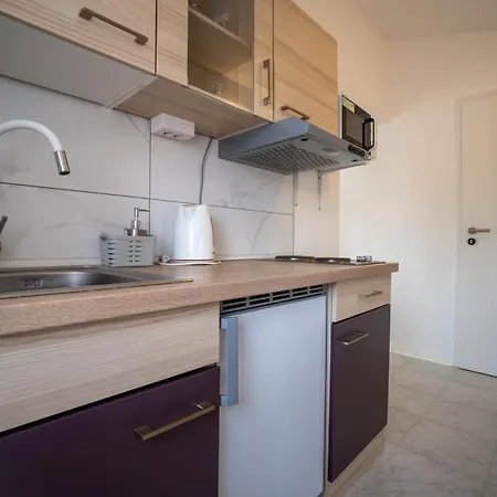 Apartment With Parking Space - 23689