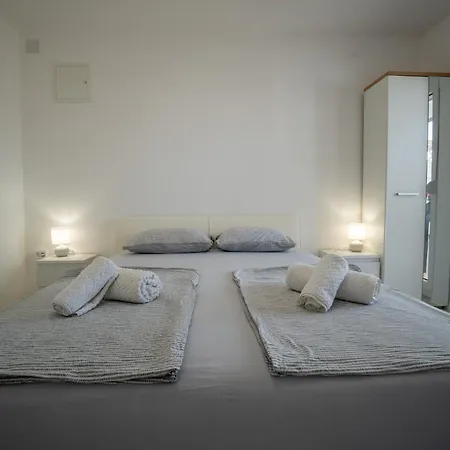 With Parking Space - 23689 Apartment *