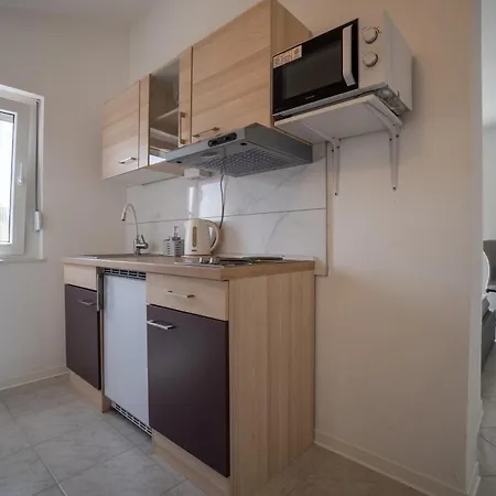 Apartment With Parking Space - 23689